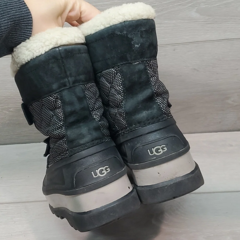 Ugg Kids Boys Insulated lined Saltwater Duck rubber leather boots shoes